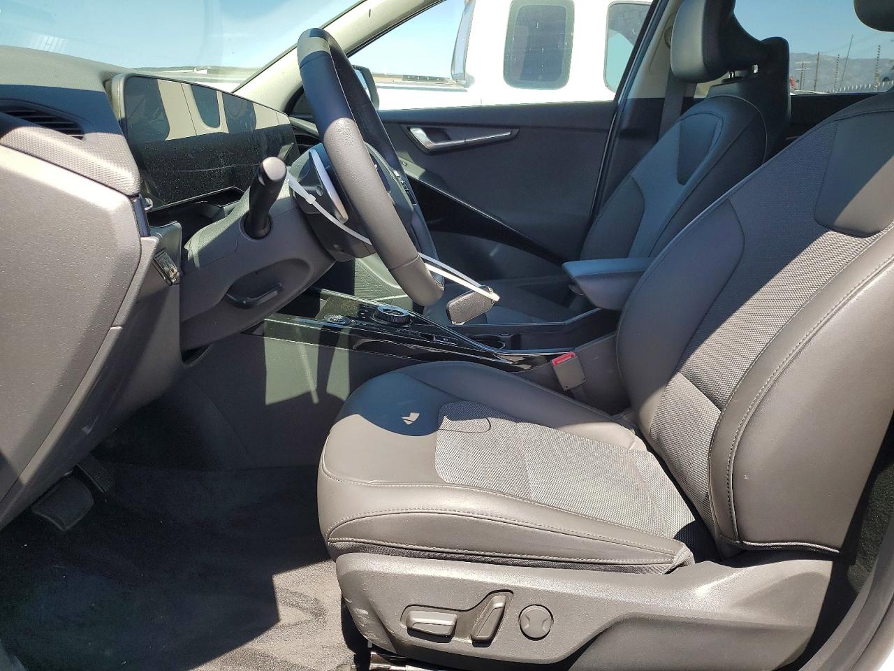 Kia Niro Ex