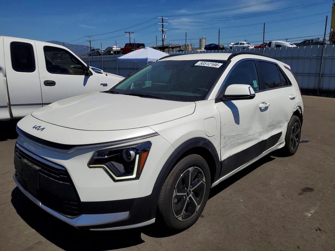 Salvage Kia Niro Image