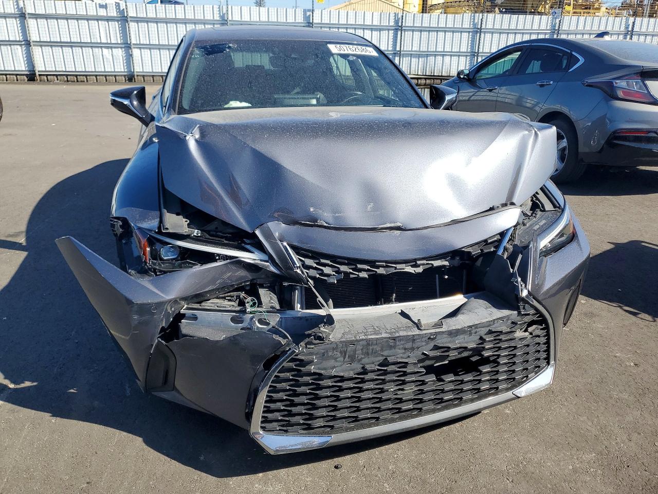 Lexus Is Base