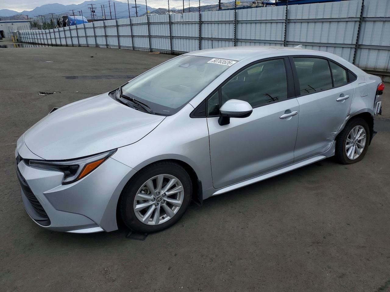 Salvage Toyota Corolla Image