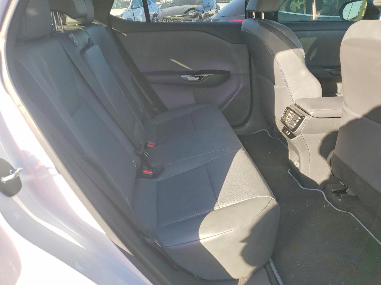 Lexus Rz 300e