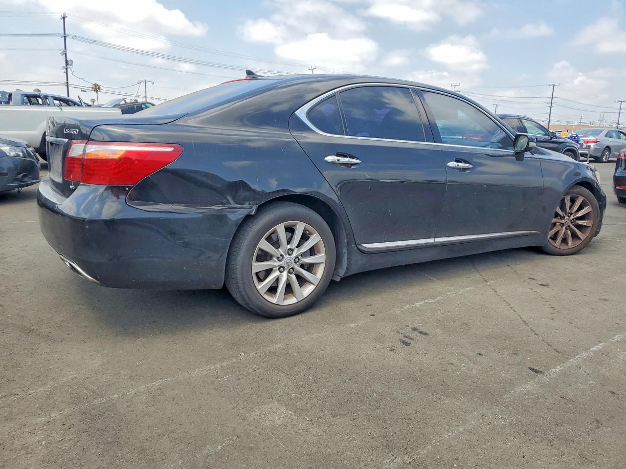 Lexus LS 460