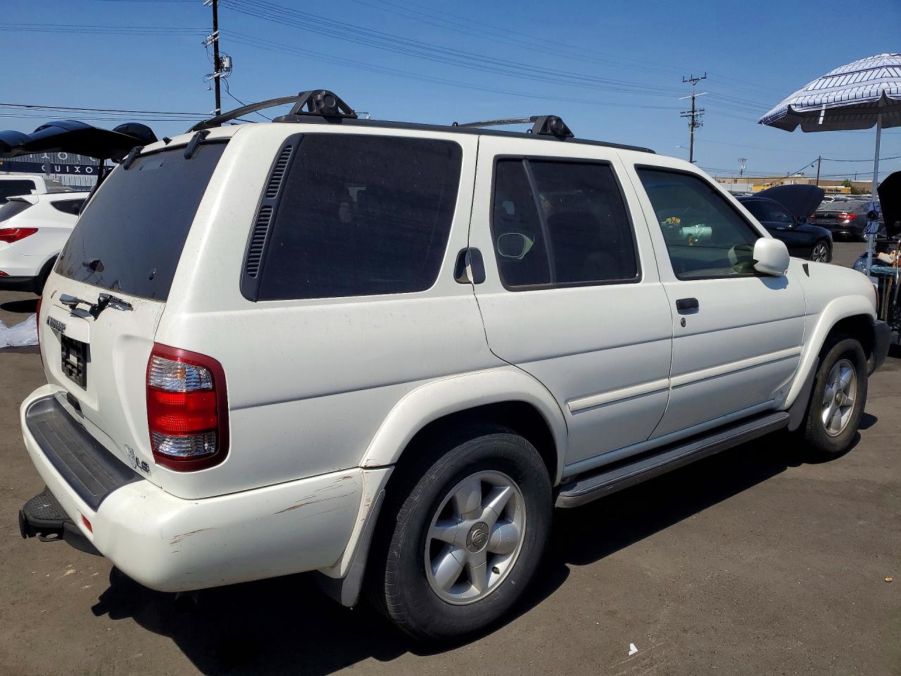 Nissan Pathfinder Xe
