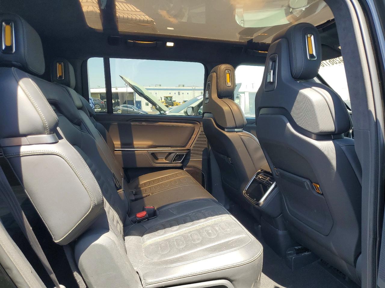 Rivian Ris Launch Edition