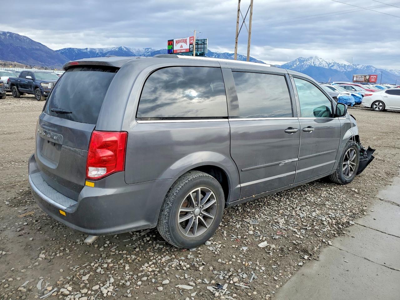 Dodge Caravan Sxt