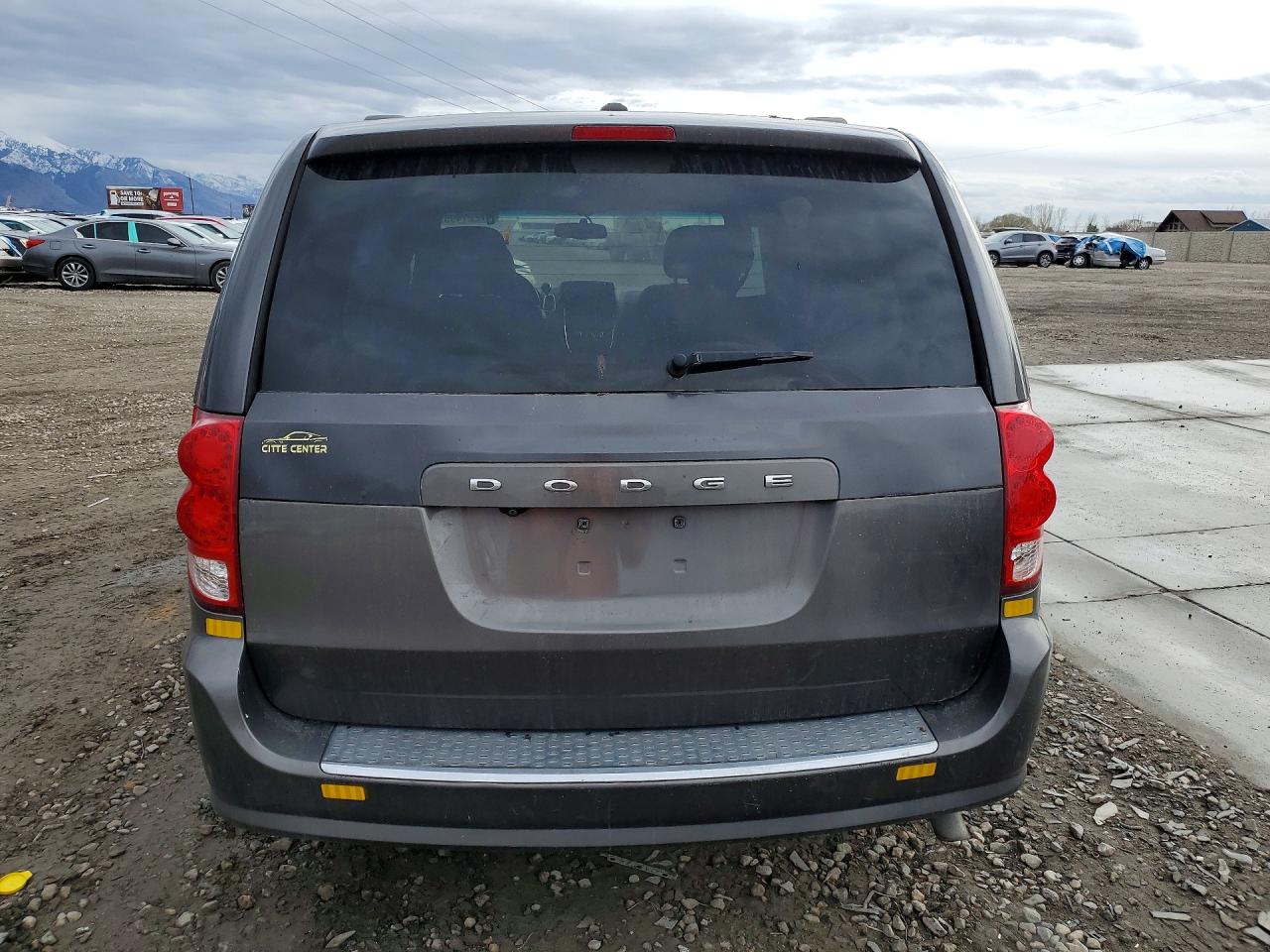 Dodge Caravan Sxt