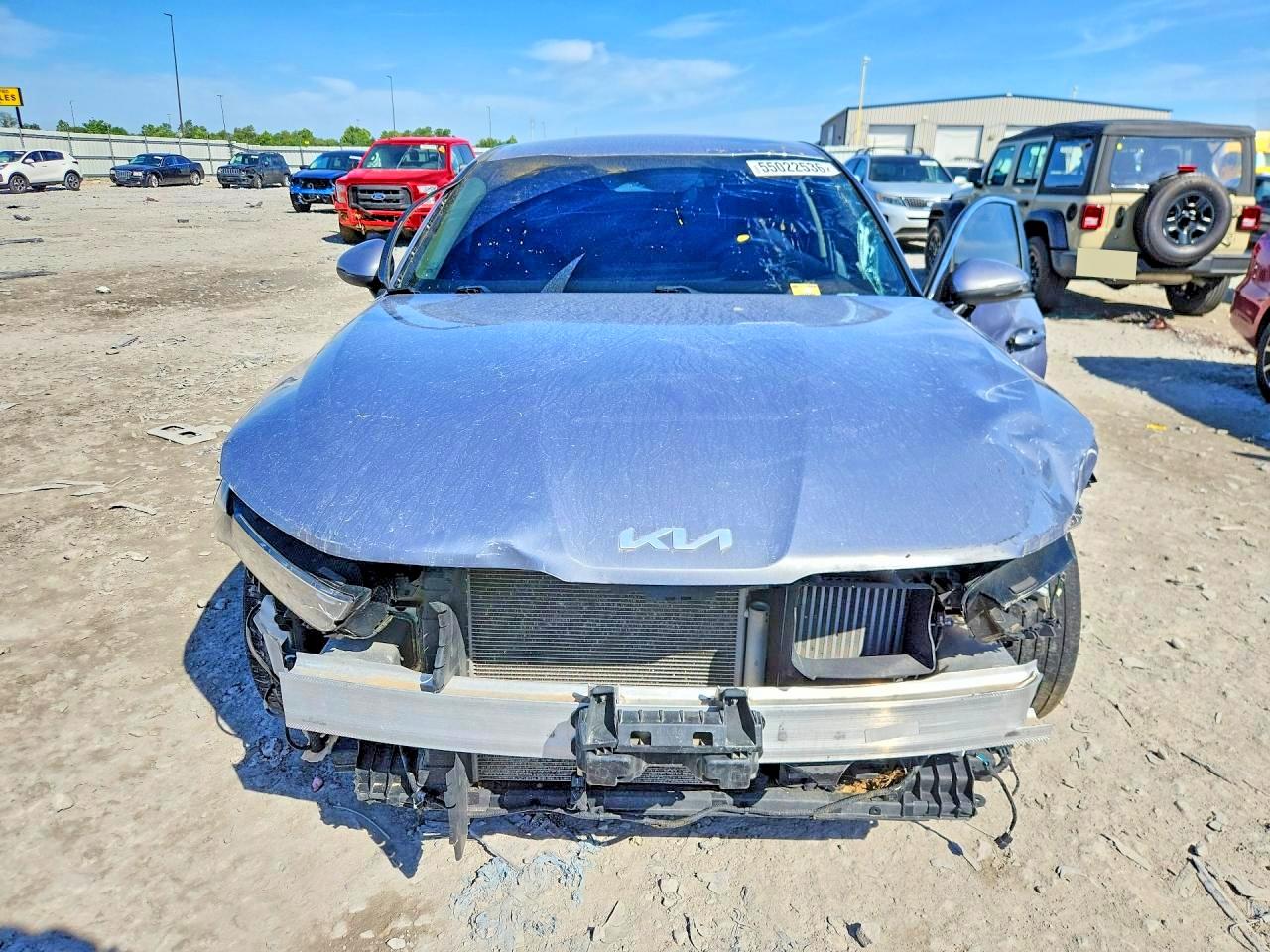 Kia K5 Lxs