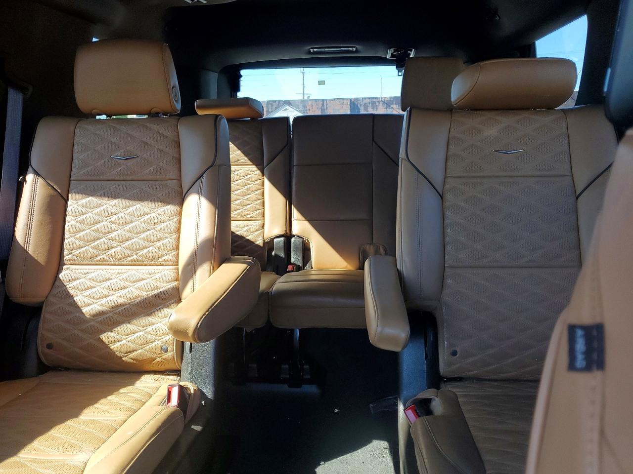 Cadillac Escalade Premium Luxury