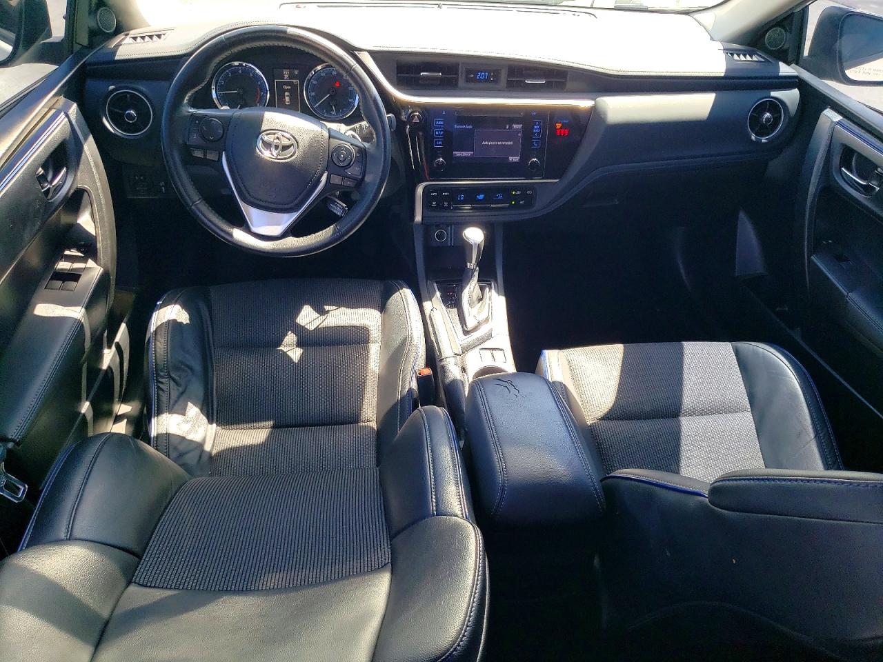 Toyota Corolla Se