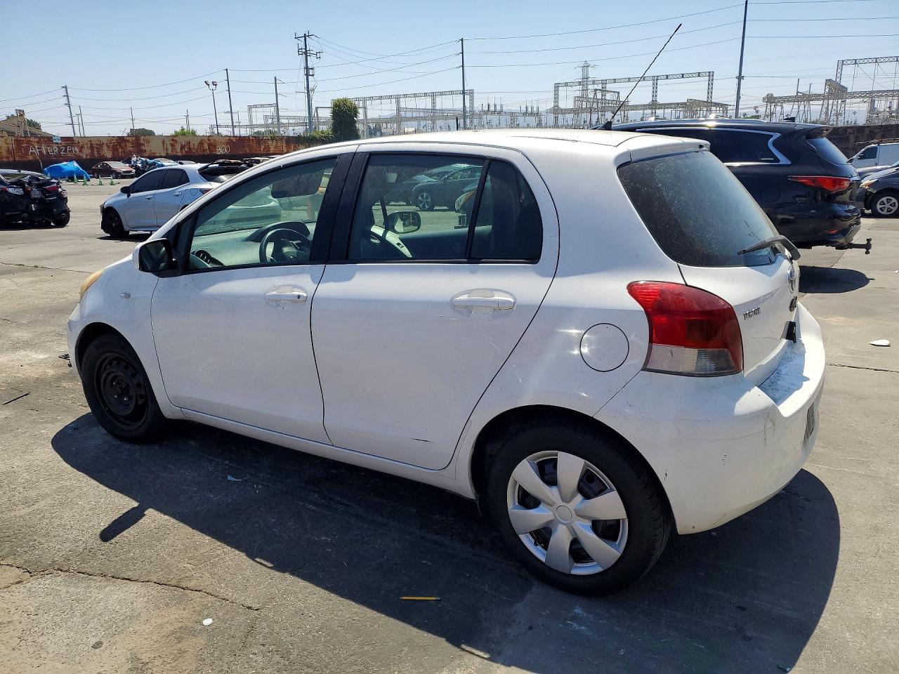 Toyota Yaris Base