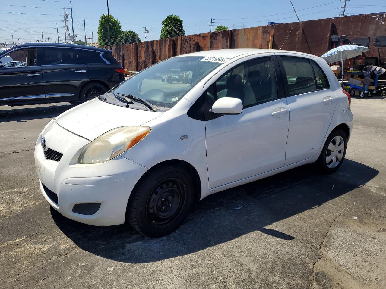 Salvage Toyota Yaris Image