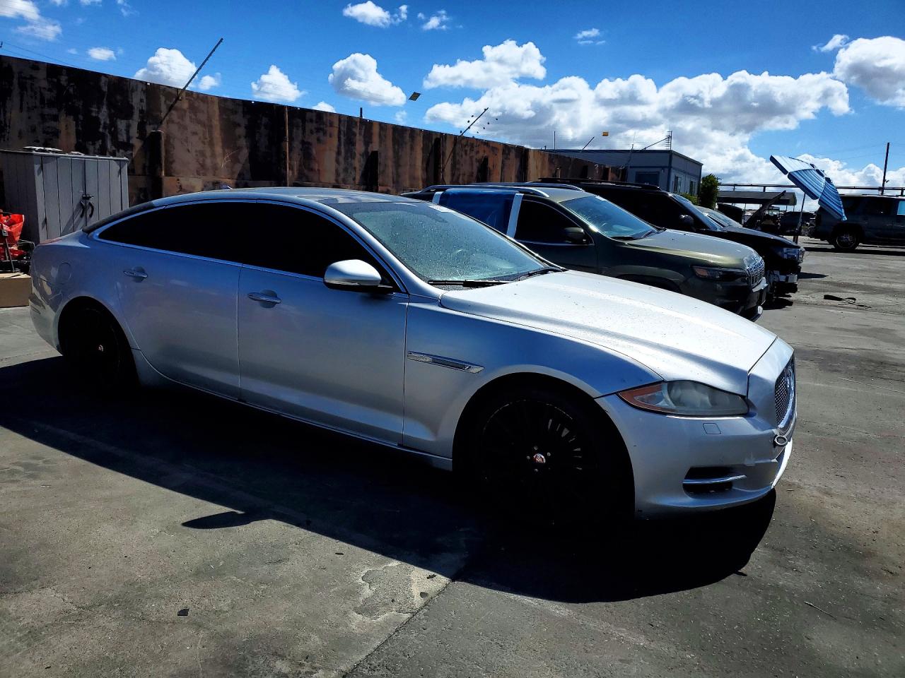 Jaguar XJ Portfolio