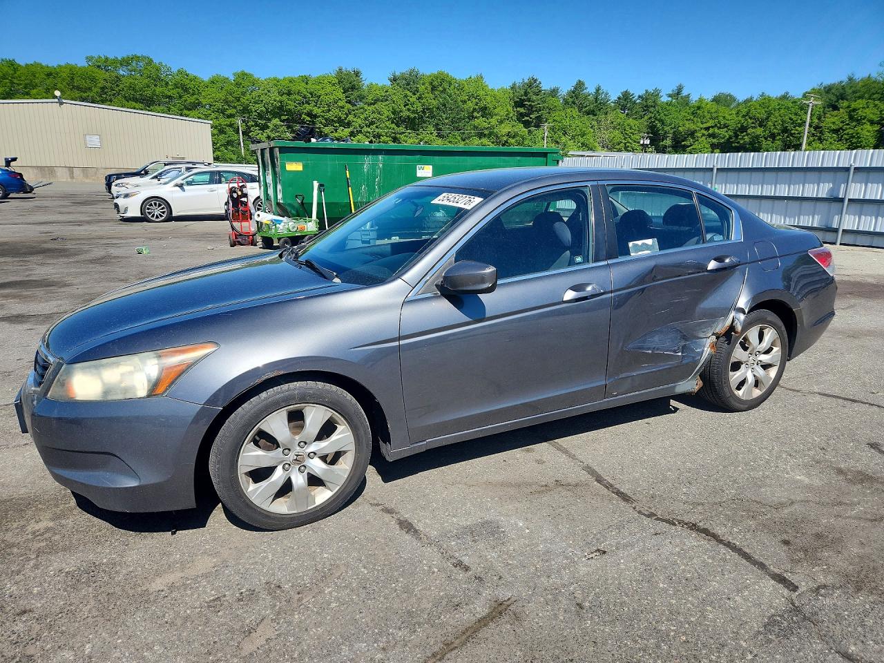 Salvage Honda Accord Image