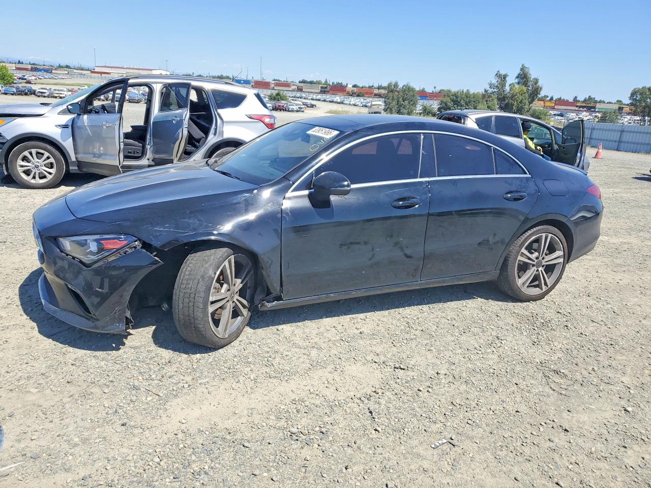 Salvage Mercedes-Benz Cla-class Image