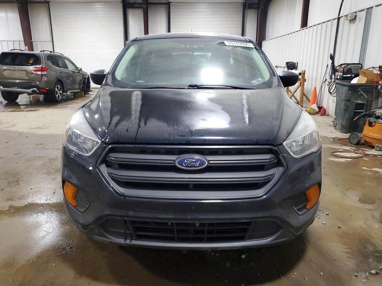 Ford Escape S