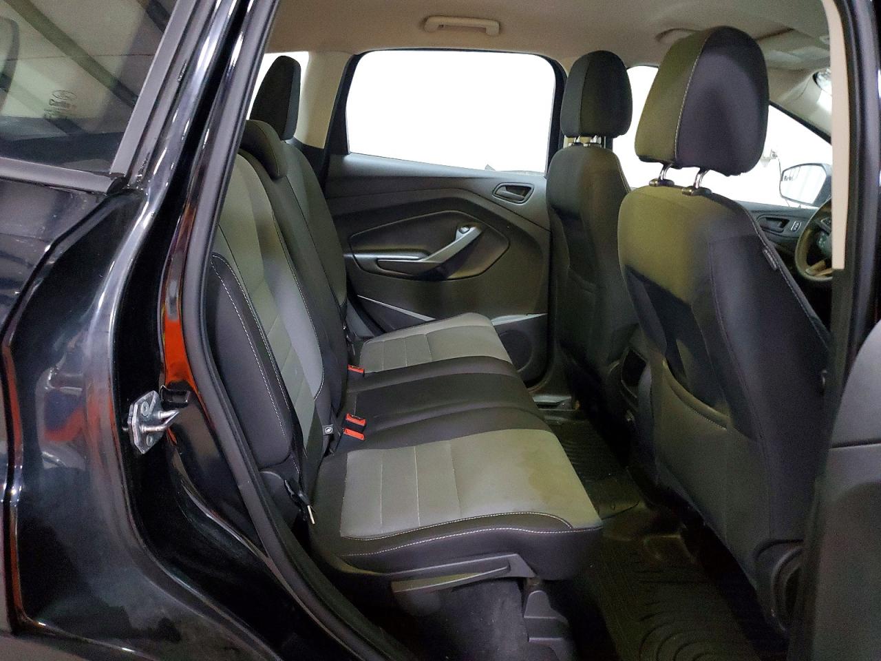 Ford Escape S