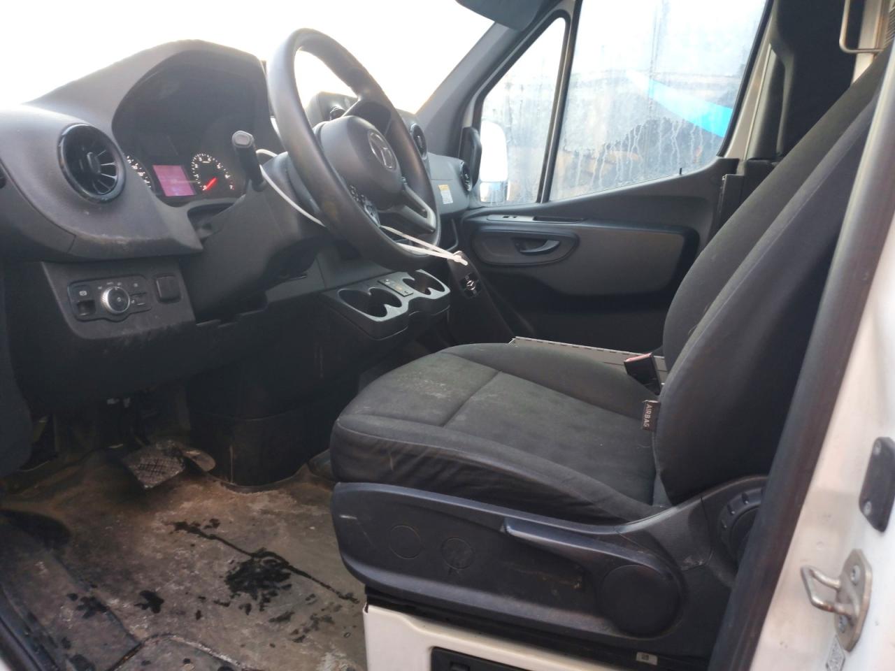 Mercedes-Benz Sprinter 2500