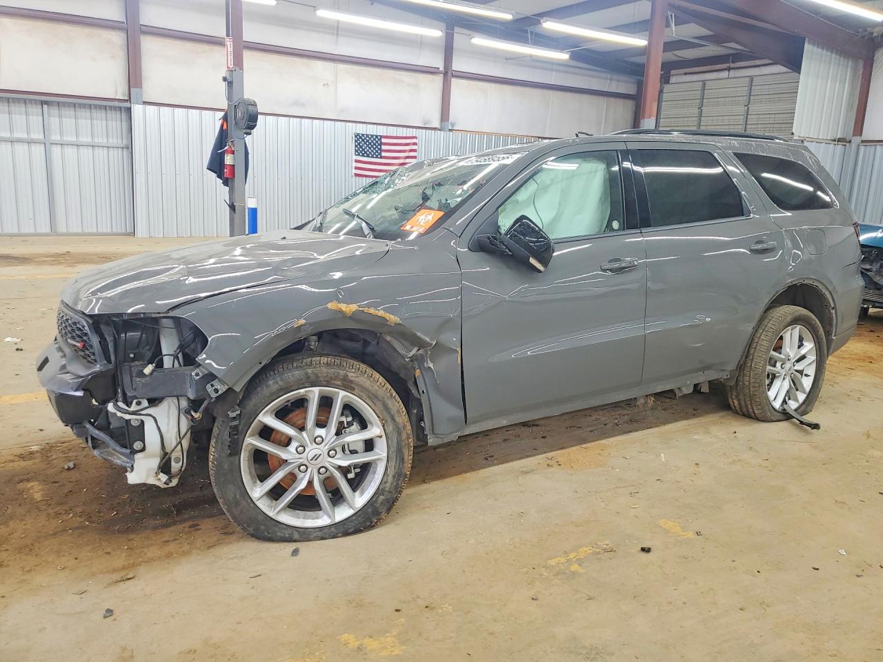 Salvage Dodge Durango Image