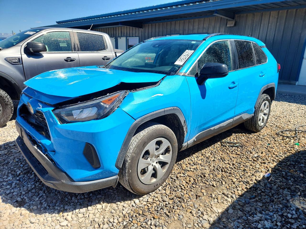 Salvage Toyota RAV4 Image