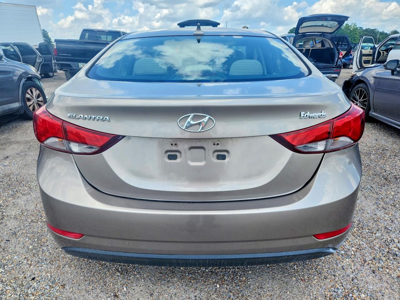 Hyundai ELANTRA Se