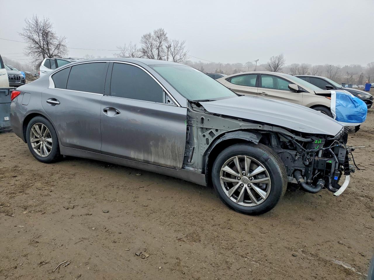 INFINITI Q50 2.0t Premium