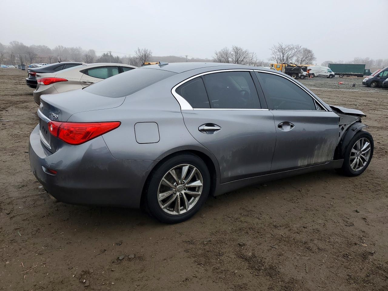 INFINITI Q50 2.0t Premium