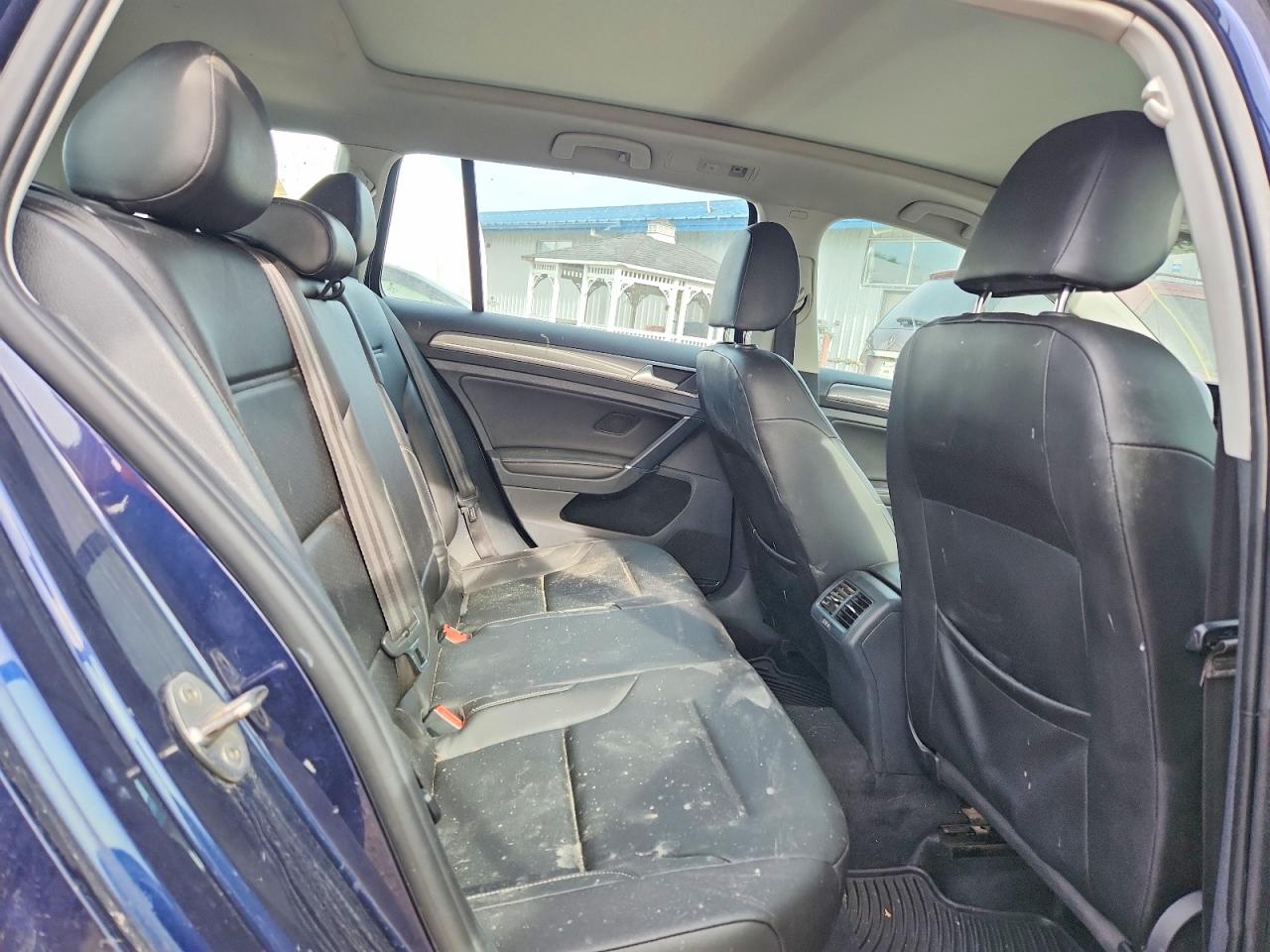 Volkswagen Golf S