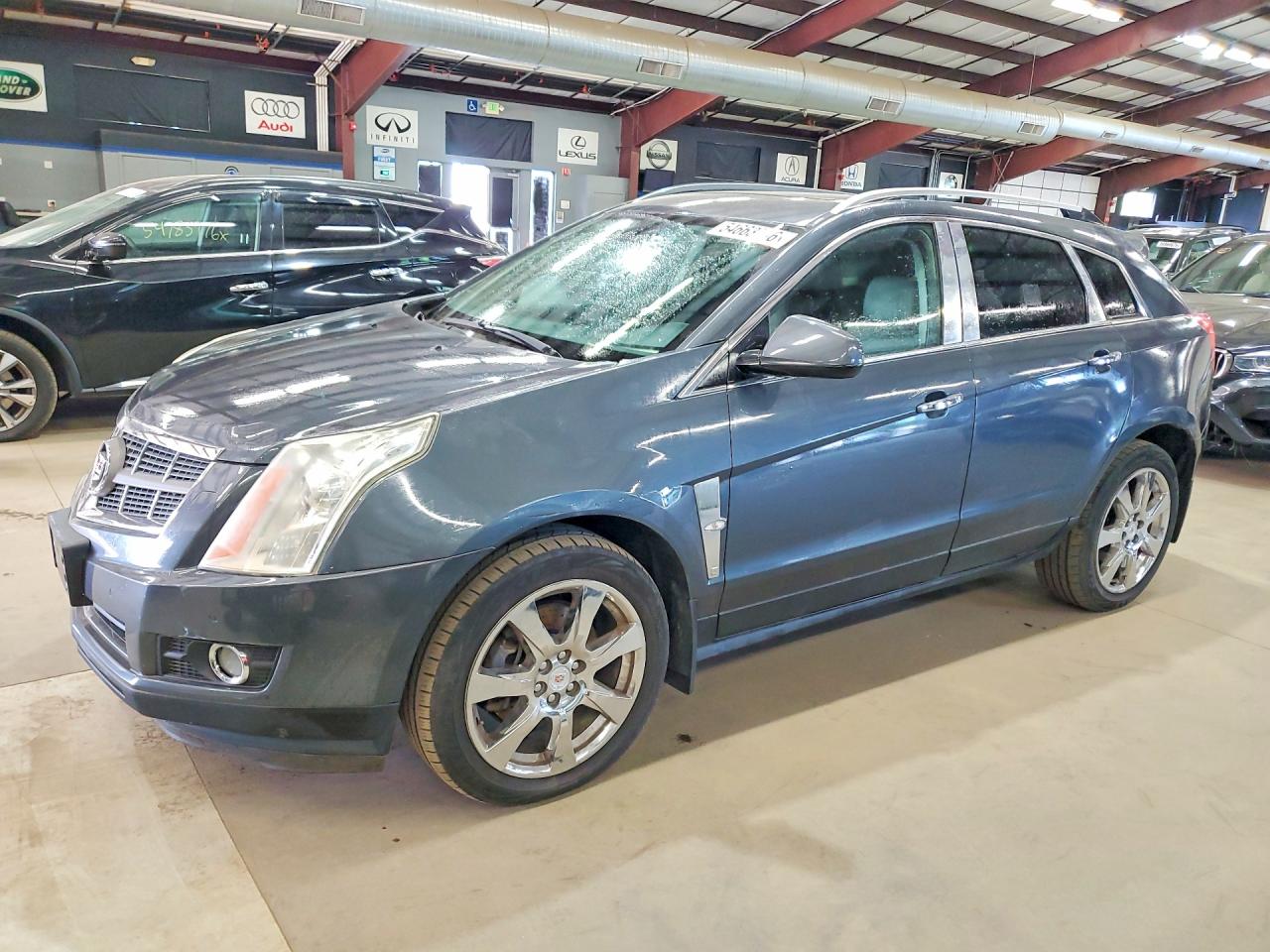 Salvage Cadillac SRX Image