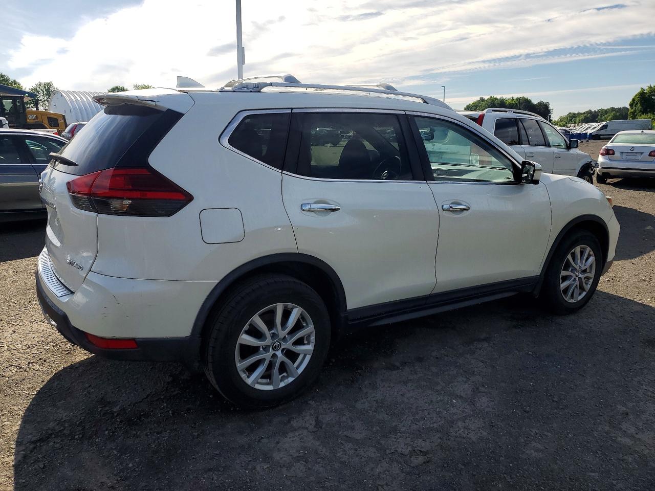 Nissan Rogue Sv