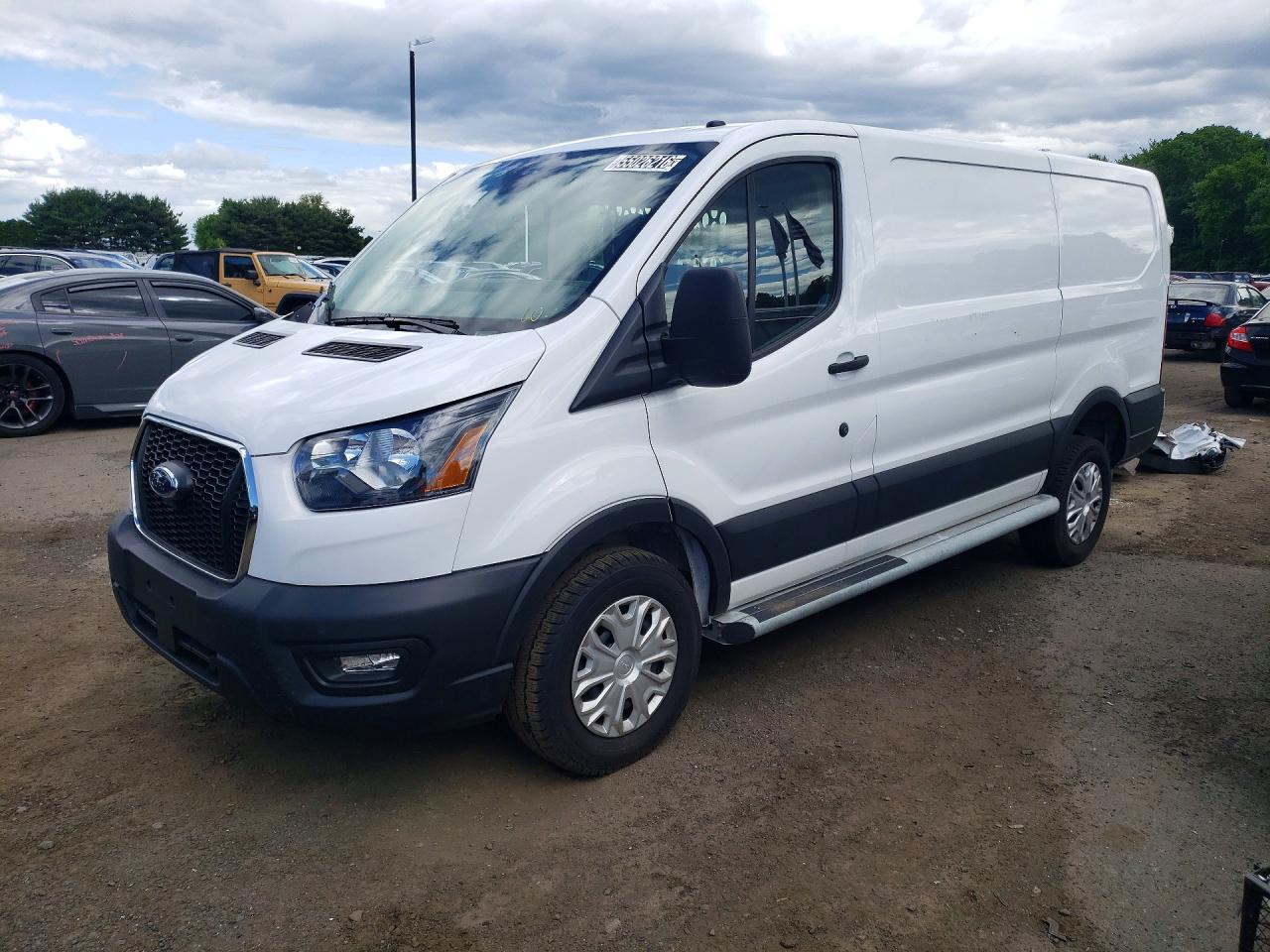 Salvage Ford Transit Image