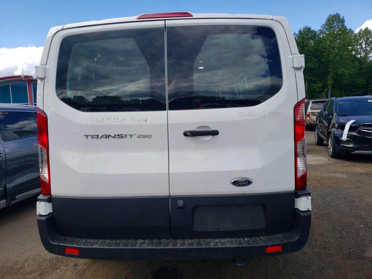 Ford Transit T-250