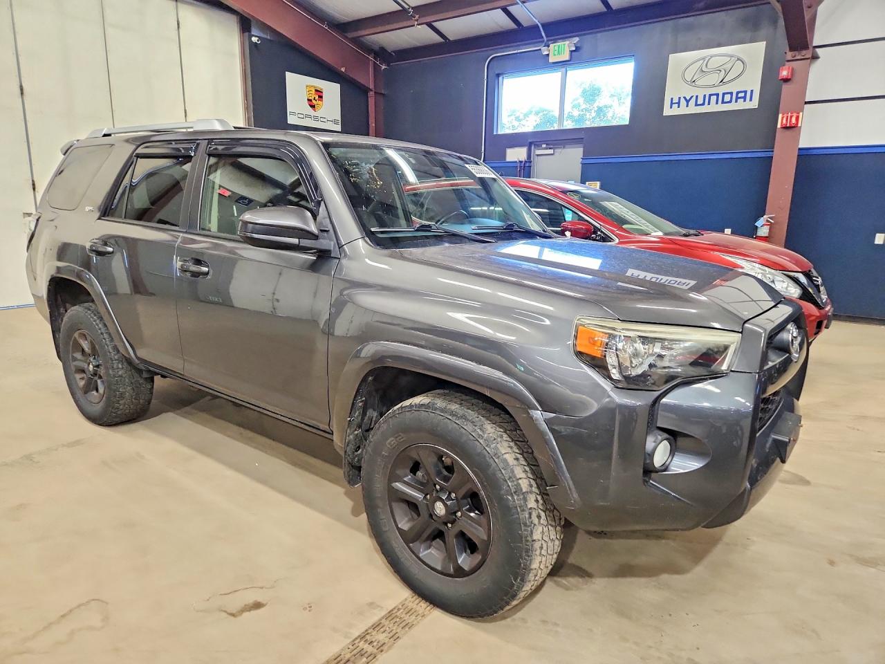 Toyota 4Runner Sr5