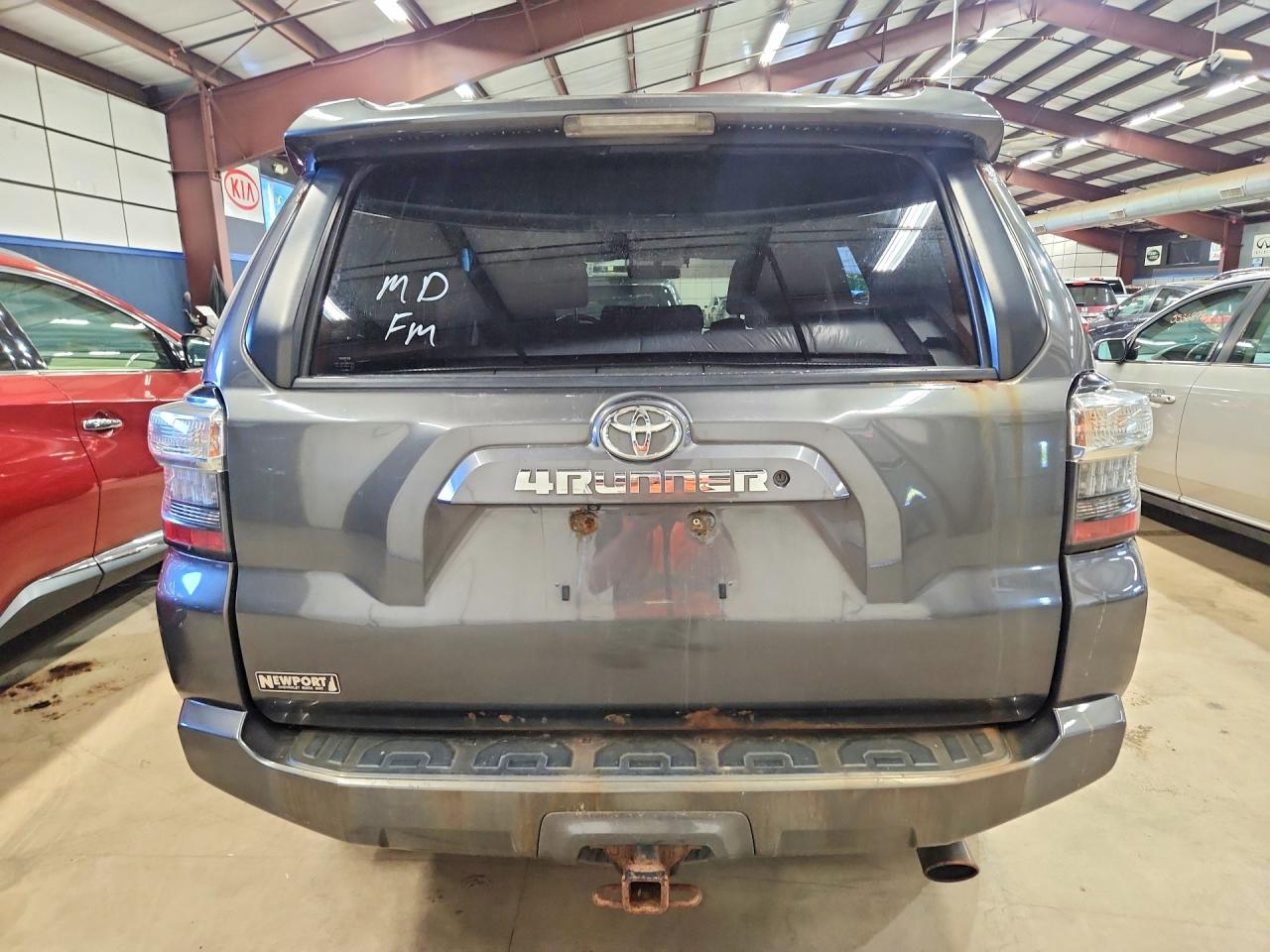 Toyota 4Runner Sr5