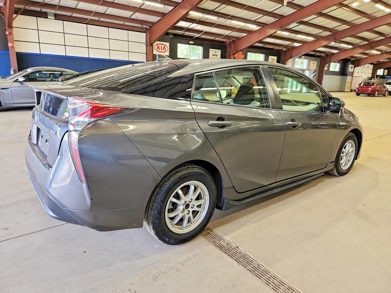 Toyota Prius Three