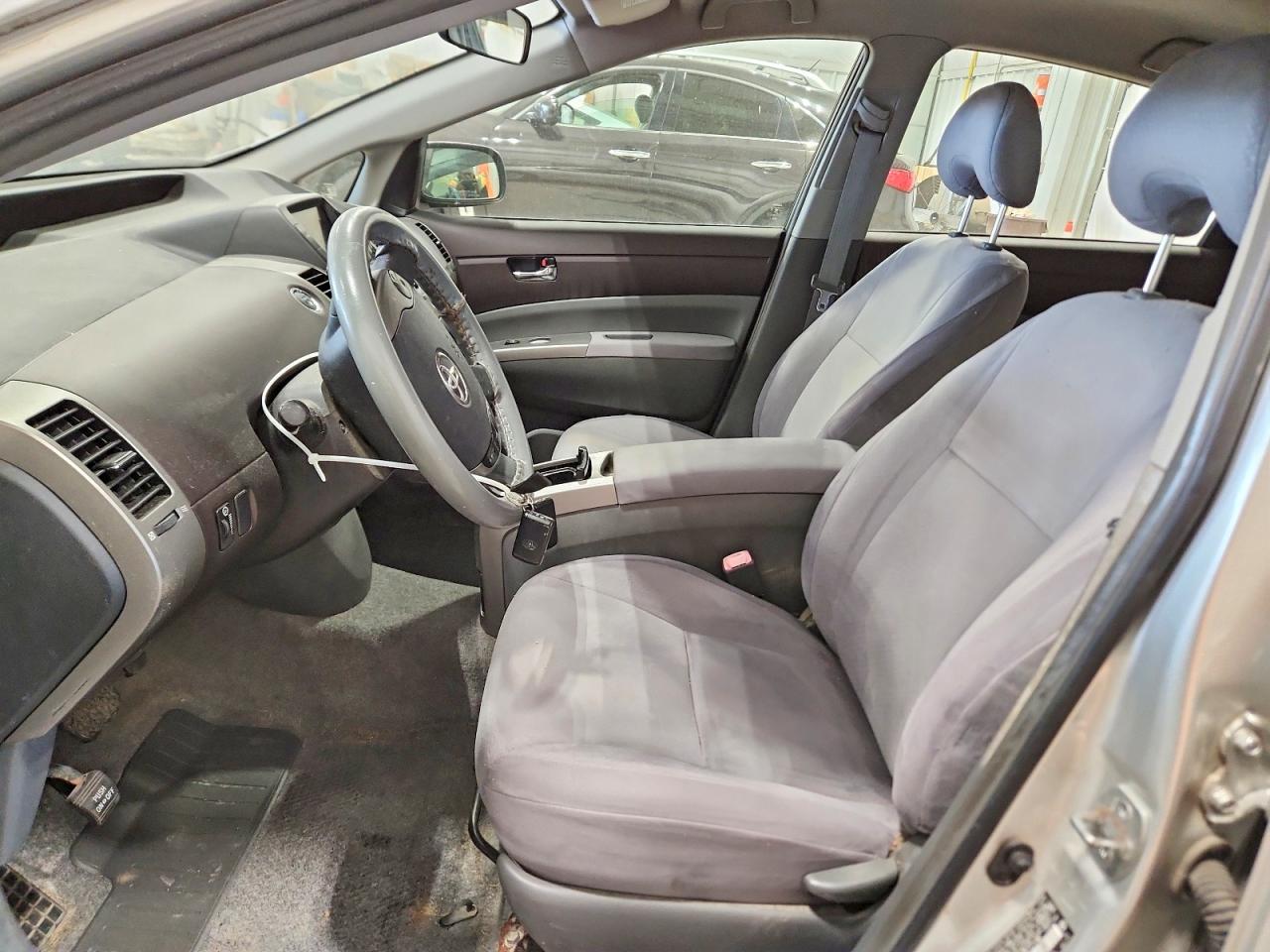 Toyota Prius Base