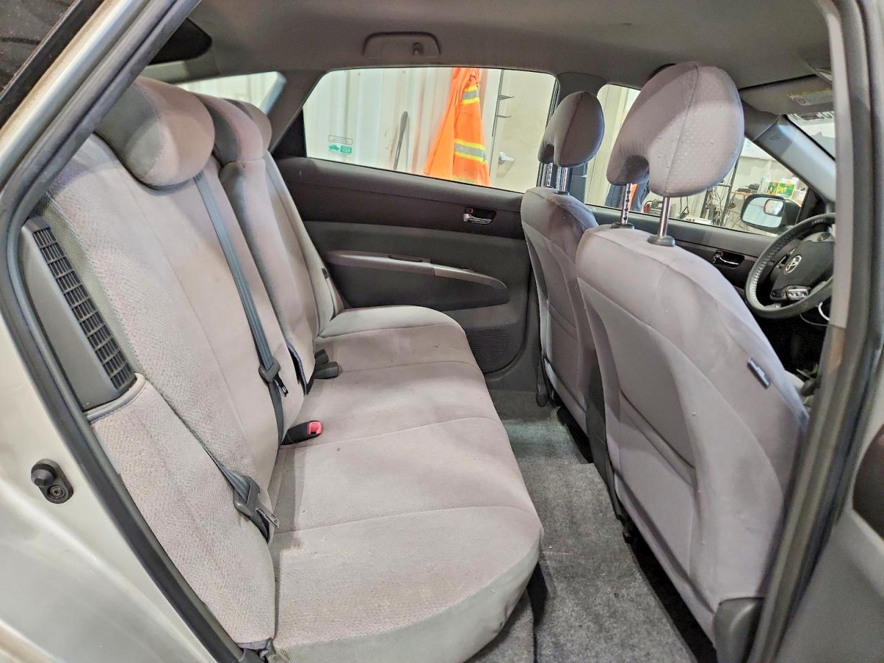 Toyota Prius Base