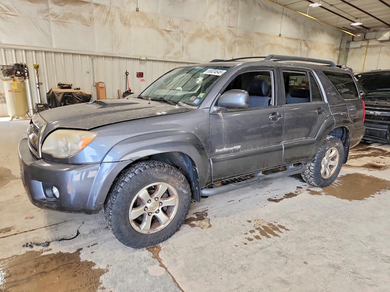 Salvage Toyota 4Runner Image