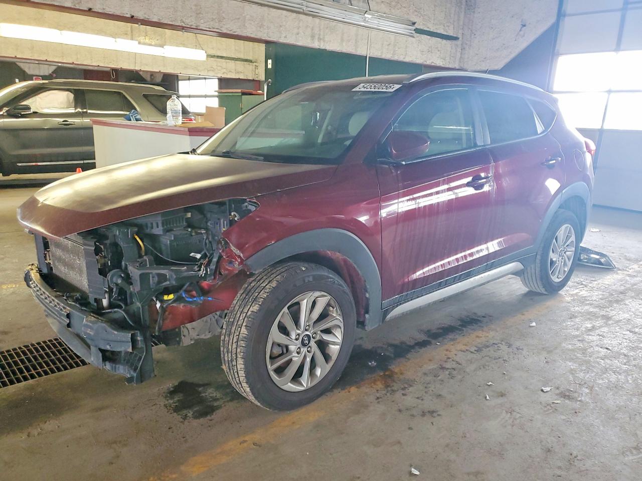 Salvage Hyundai TUCSON Image