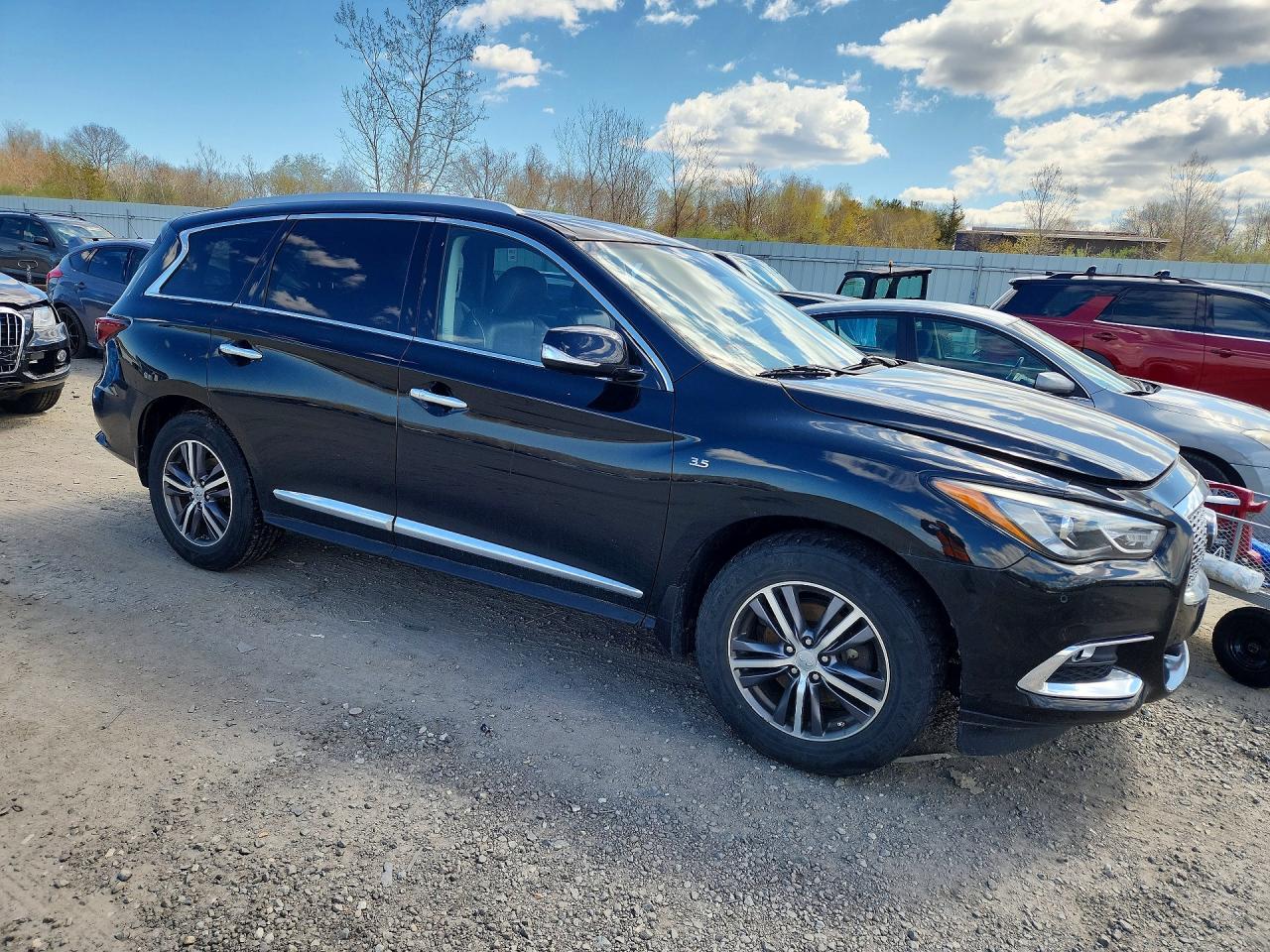 INFINITI Qx Base