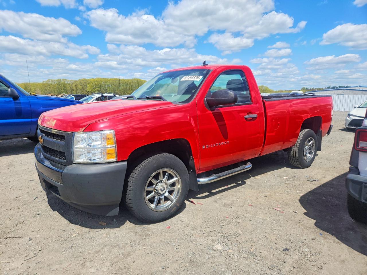 Salvage Chevrolet Silverado Image