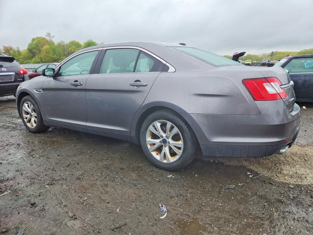 Ford Taurus Sel