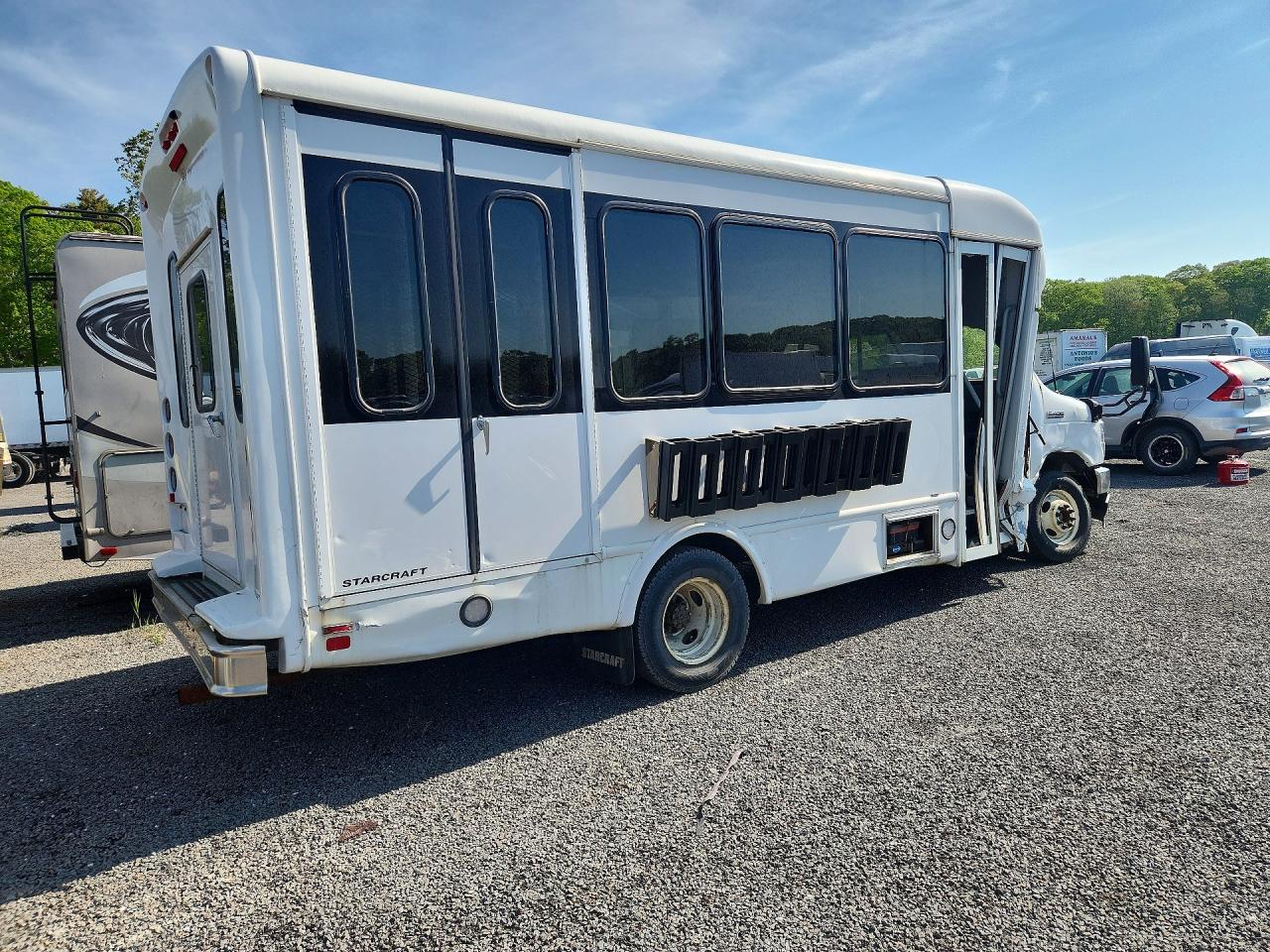 Ford Econoline E450 Super Duty Cutaway Van Rv