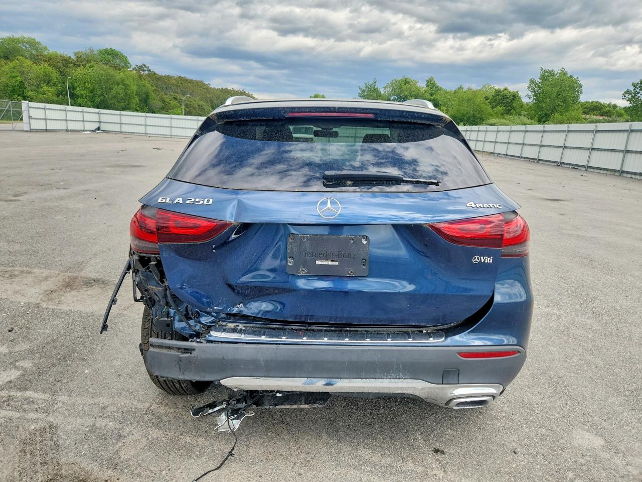 Mercedes-Benz GLA 250 4matic