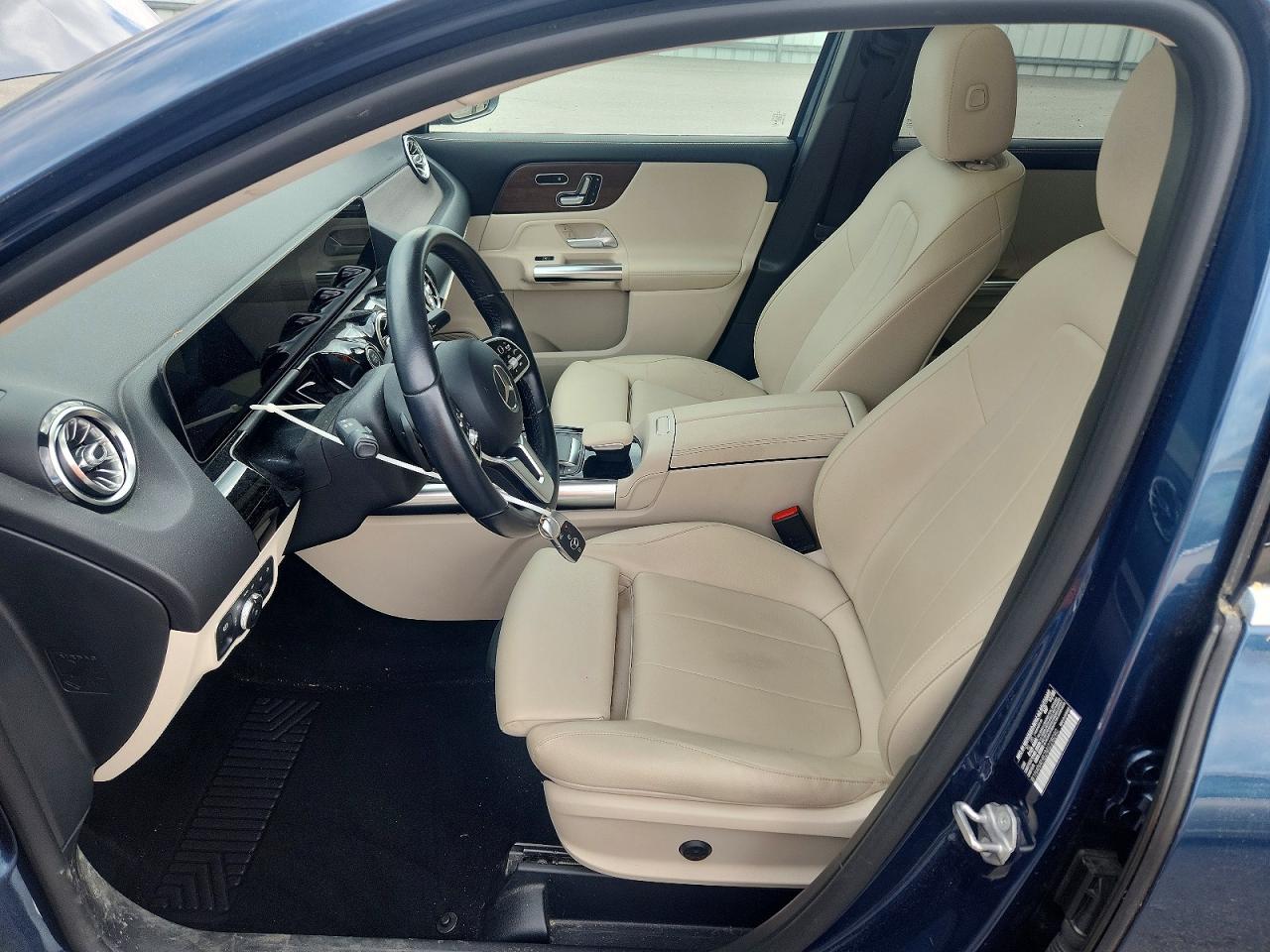 Mercedes-Benz GLA 250 4matic