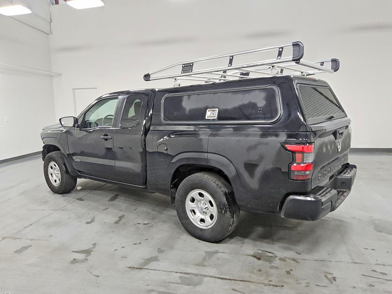 Nissan Frontier S