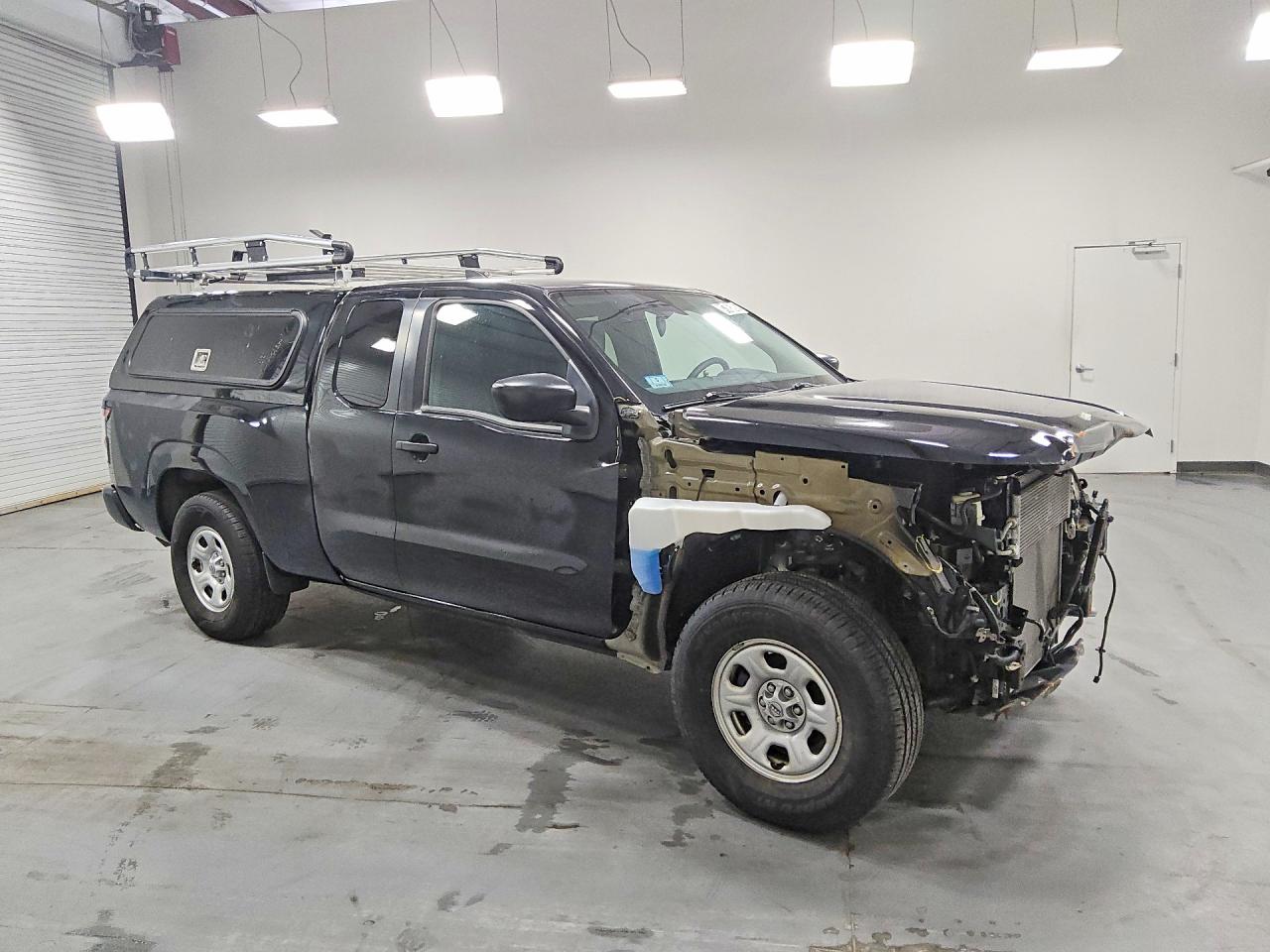 Nissan Frontier S
