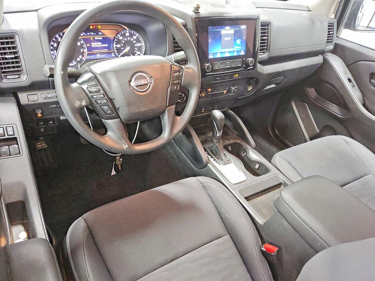 Nissan Frontier S