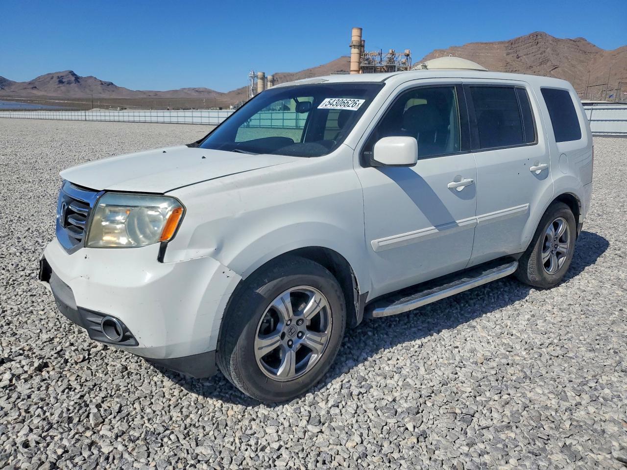 Salvage Honda Pilot Image