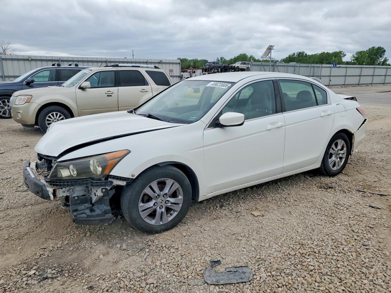 Salvage Honda Accord Image