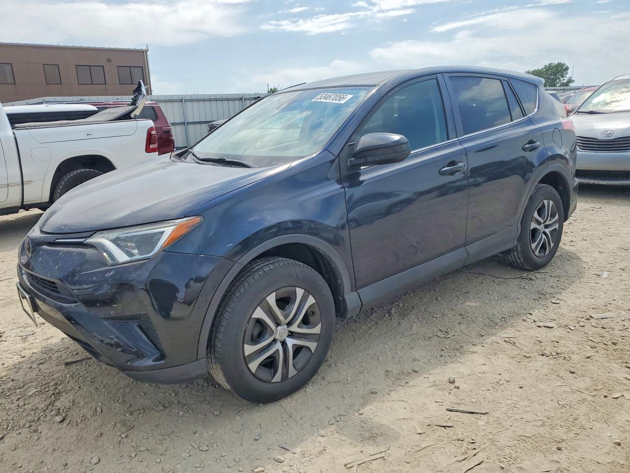 Salvage Toyota RAV4 Image